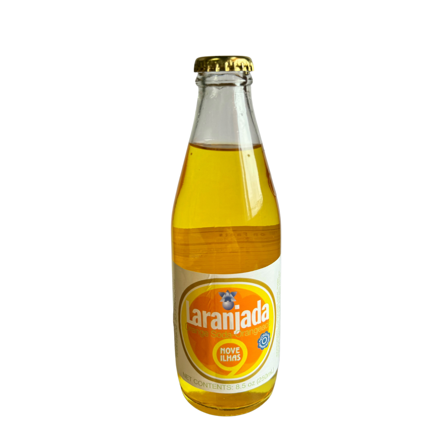 A bottle of Mello Abreu Laranjada