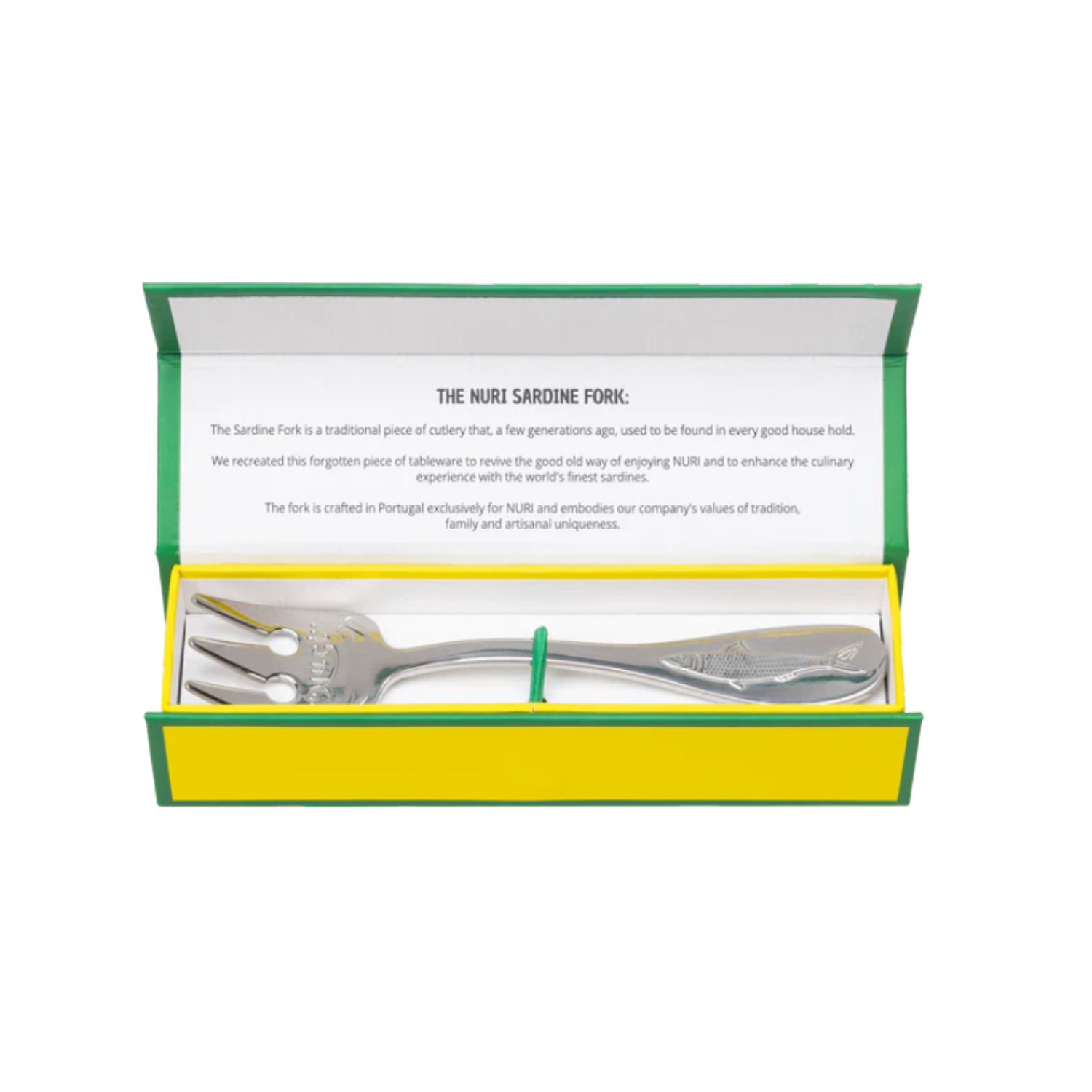 A Nuri fork in an opened Nuri box