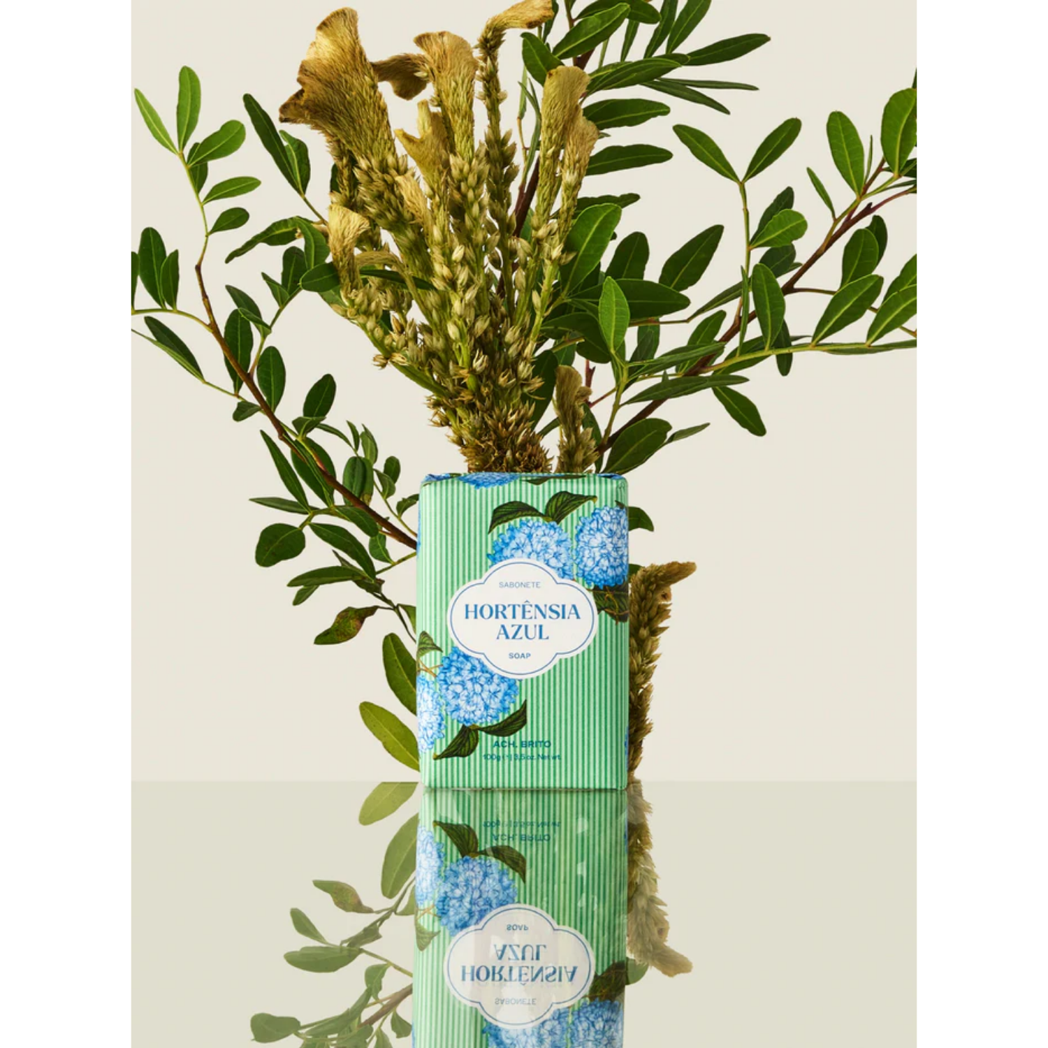 Ach.Brito Blue Hydrangea Flower Soap