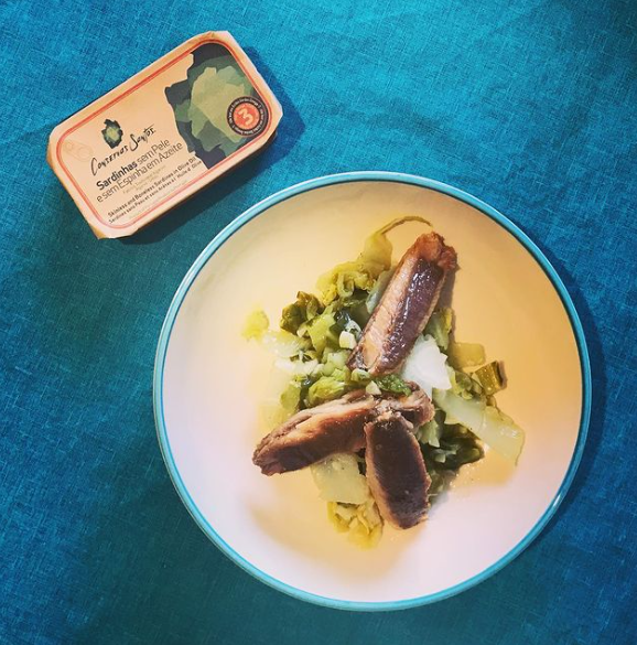 Conservas Santos Skinless and Boneless Sardines in Olive Oil