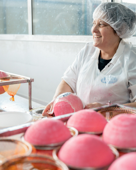 Queijo Rico Traditional Flamengo Cheese