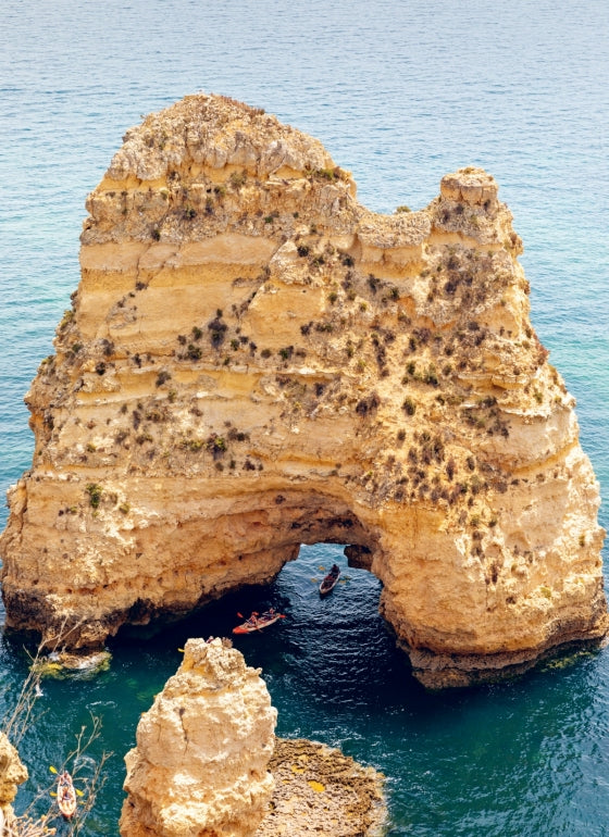 Patterns of Portugal: A Journey Through Colors, History, Tiles, and Architecture By Christine Chitnis