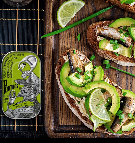 Porthos Sardines in Hot Vegetable Oil