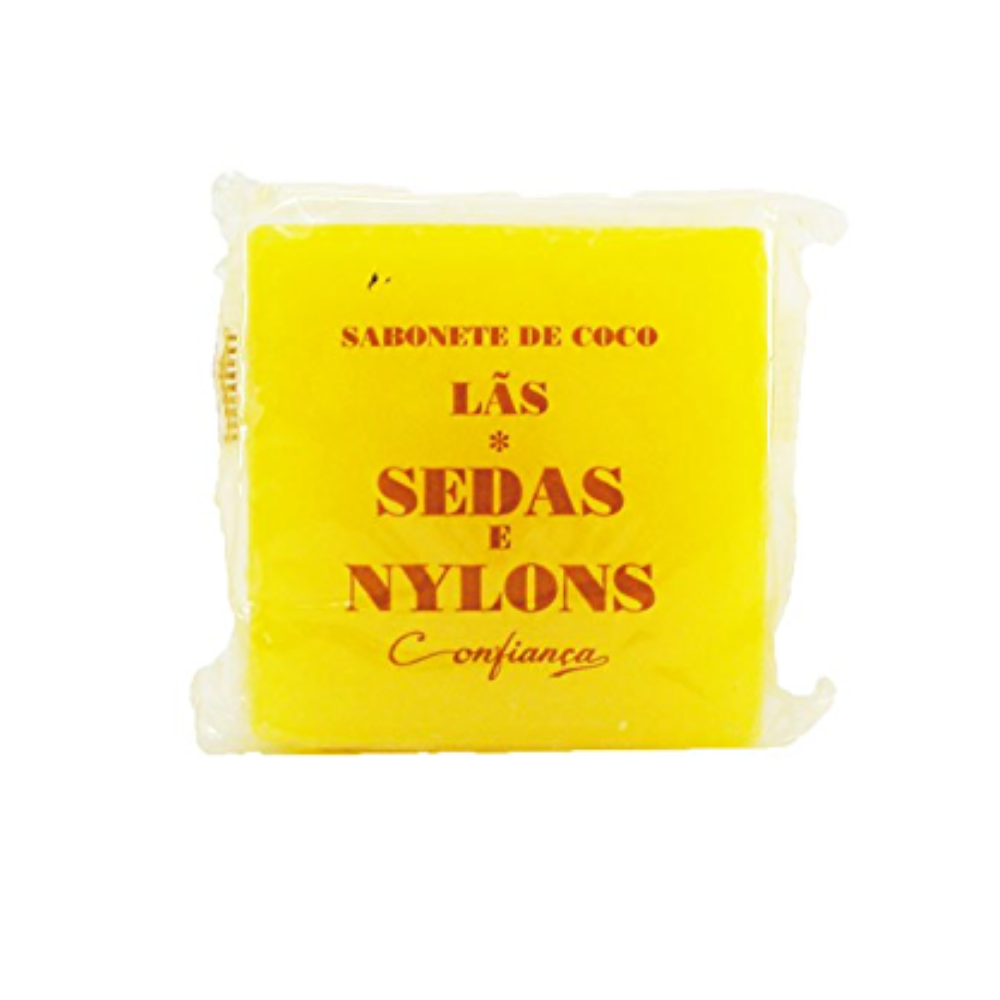 Confianca Wool Silk & Nylons Soap