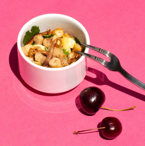 Ati Manel Octopus in Garlic Sauce