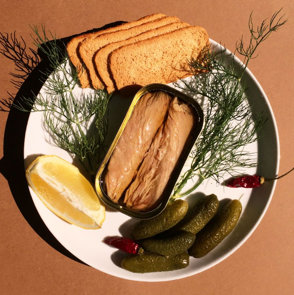 Ati Manel Spiced Tuna Fillets in Olive Oil