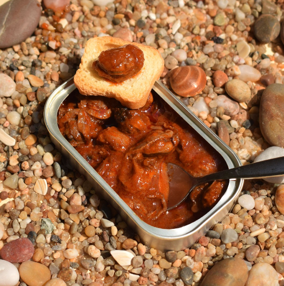 Ati Manel Small Scallops in Caldeirada Sauce