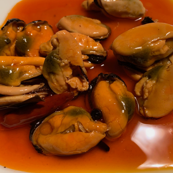 Ati Manel Mussels in Pickled Sauce