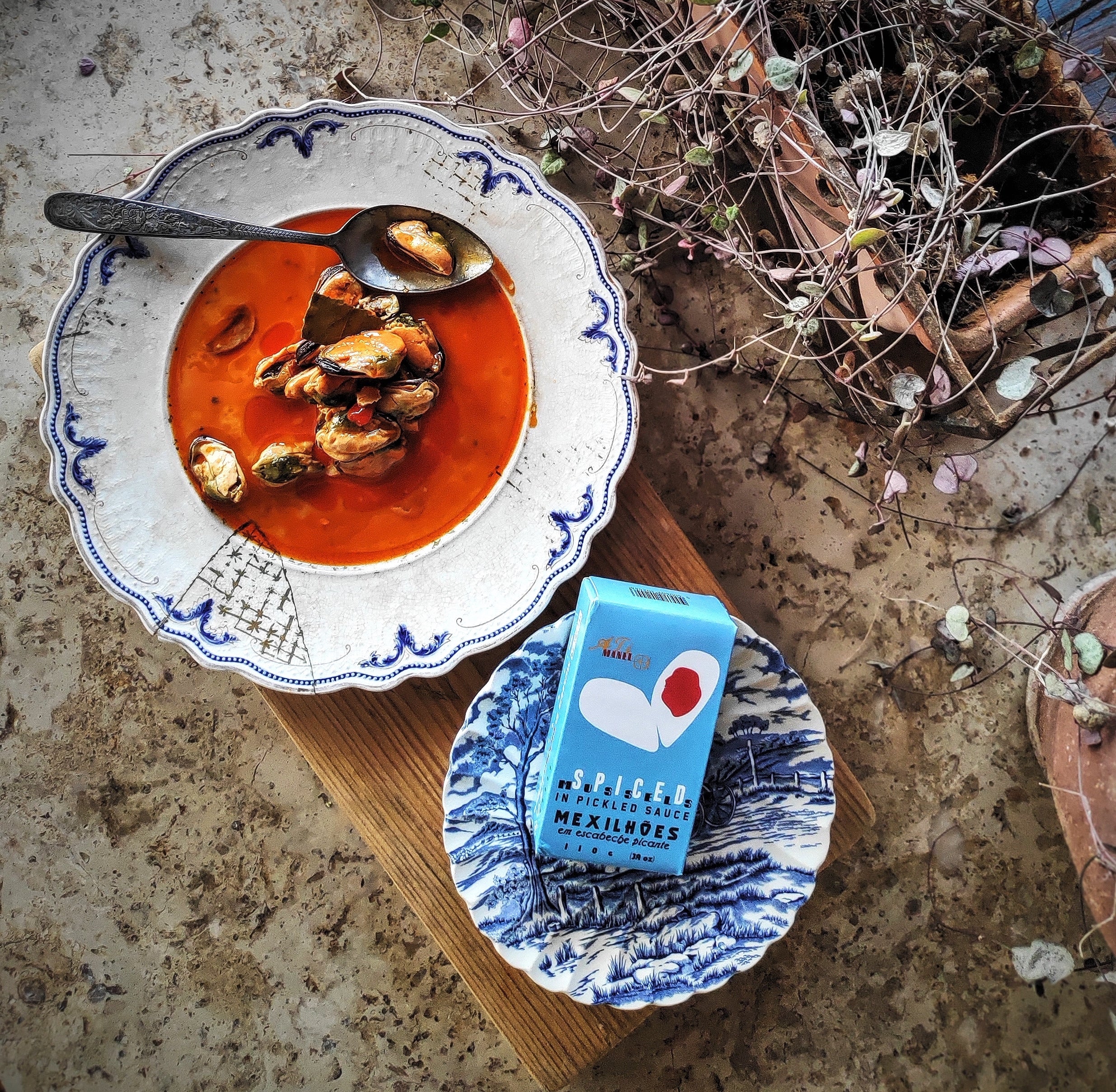 Ati Manel Spiced Mussels in Pickled Sauce