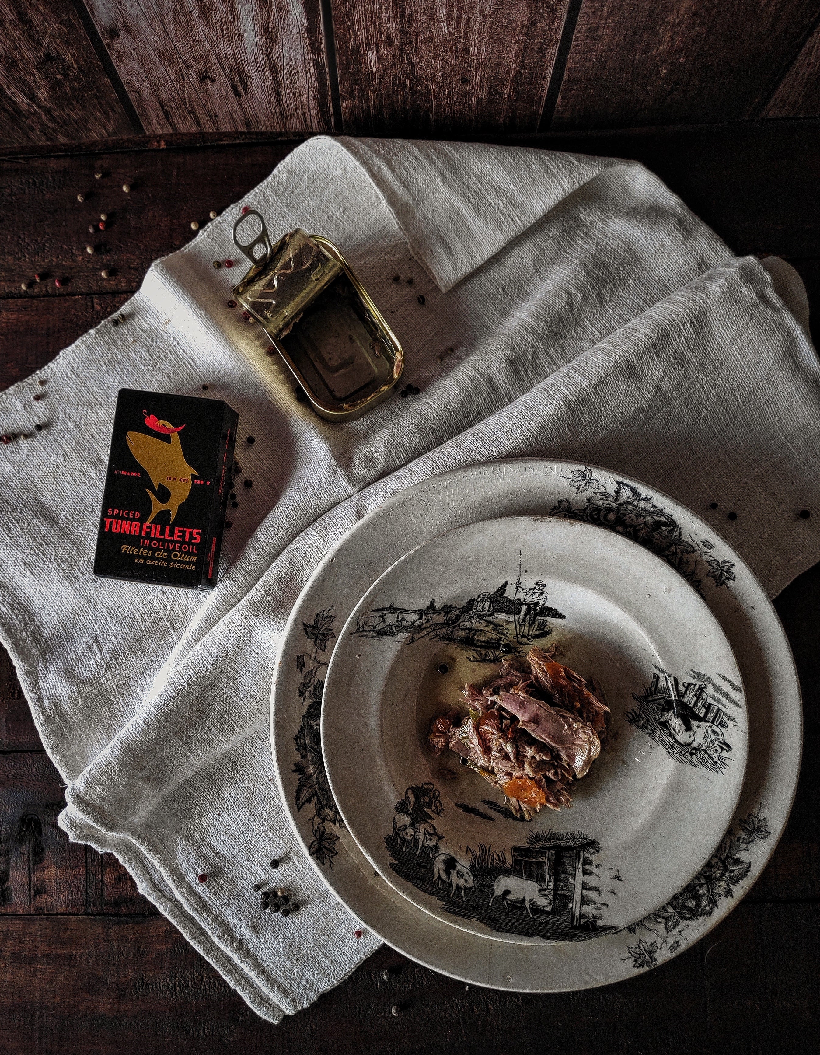 Ati Manel Spiced Tuna Fillets in Olive Oil