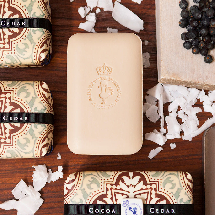 Castelbel Tile Cocoa & Cedar Soap